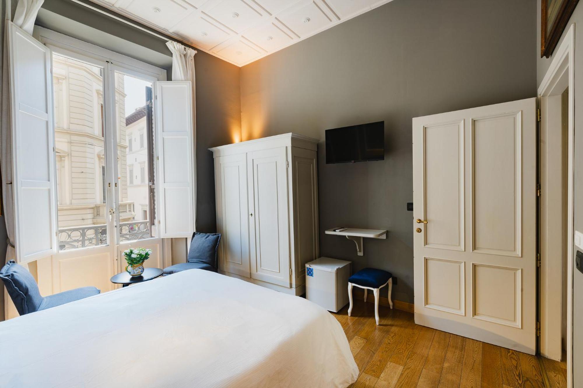 Am Collection Cavour Bed & Breakfast Floransa Dış mekan fotoğraf
